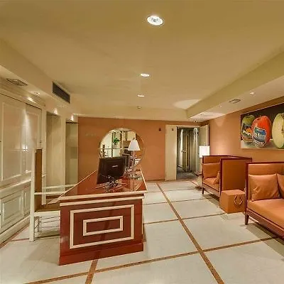 Popartment מלון דירות 3*