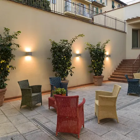 アパートホテル ポップアートメント