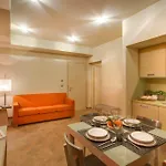 Popartment 4*