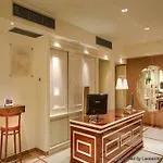 Popartment Aparthotel 4*