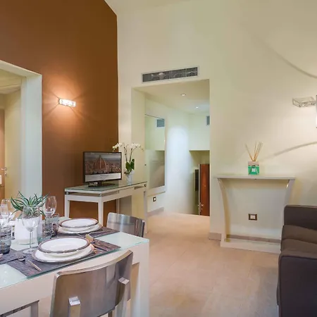 Apart-hotel Popartment 4*